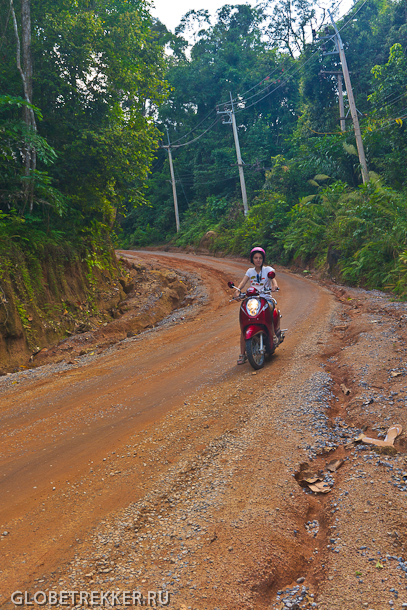 Аренда байка на Пангане и некоторые особенности местного дорожного движения