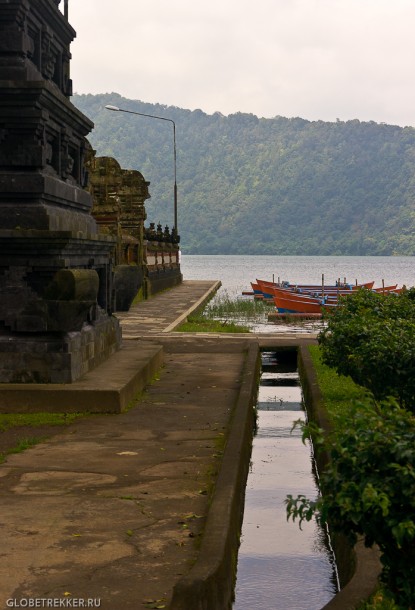 Озера Братан, Буян и Тамблинган. Храм Пура Улун Дану.