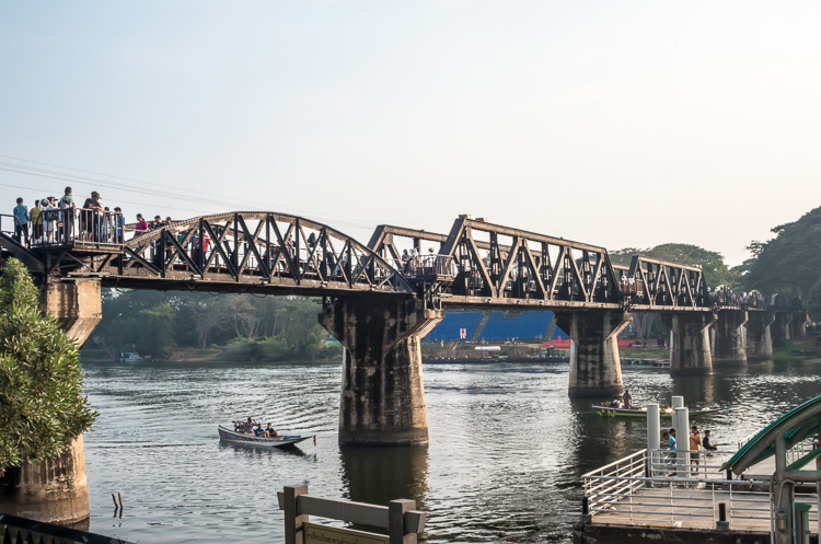 Фестиваль Моста через реку Квай в Канчанабури